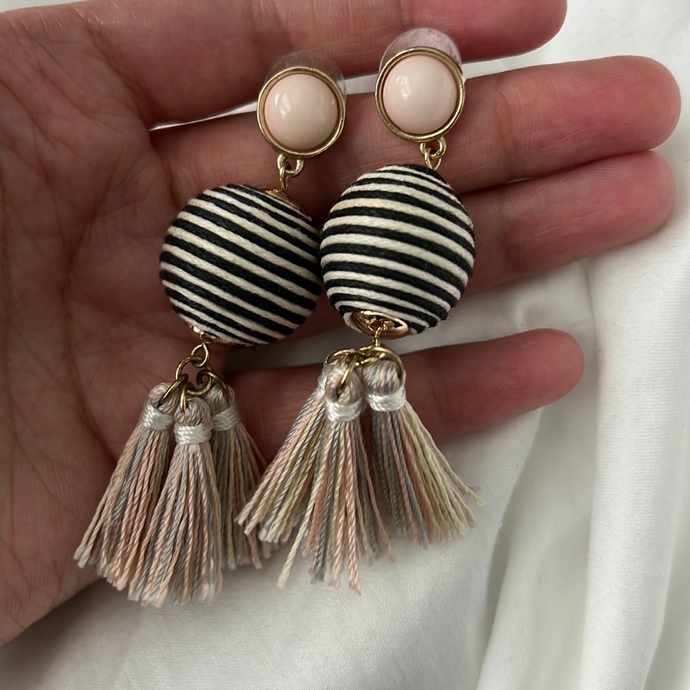 Bauble bar tassel earrings!